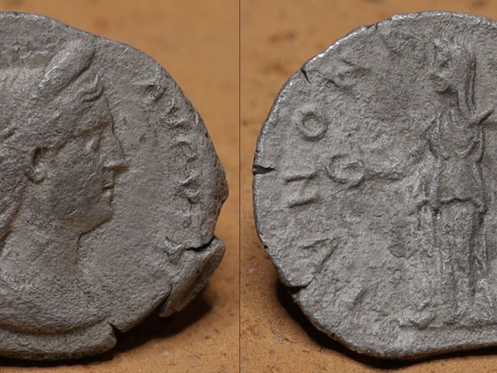 Roman Denarius Sabina (Augusta)