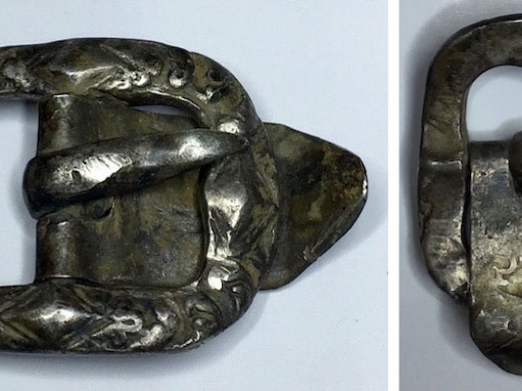 Beautiful Silver Shoebuckle (complete)