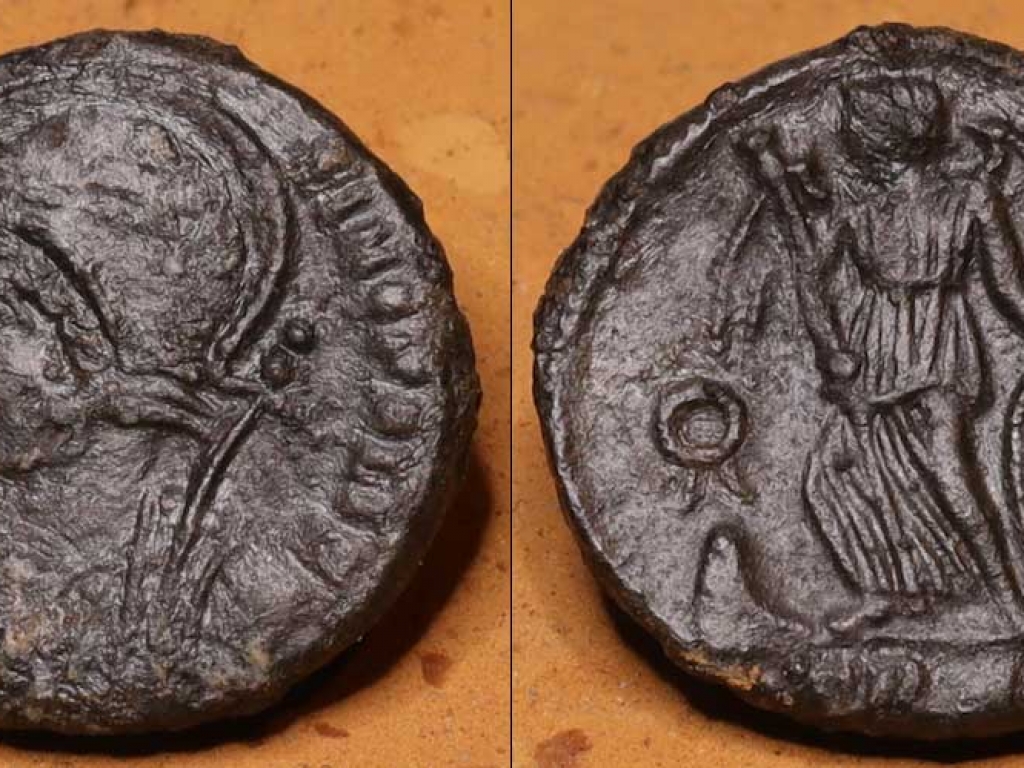 Roman Follis Constantinus I - RIC 530 Trier