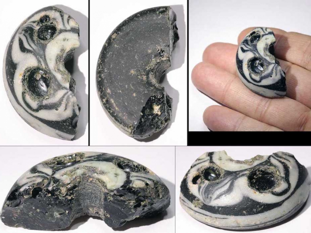 Merovingian Frankish amulet pearl
