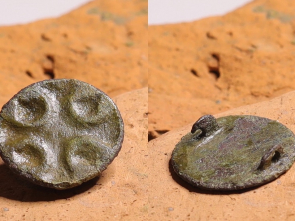 Carolingian Brooch - Fibula (without enamel)