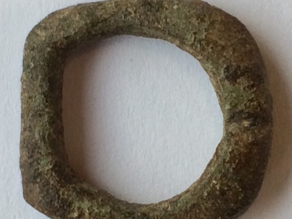 Medieval Single Loop D-Shaped Buckle